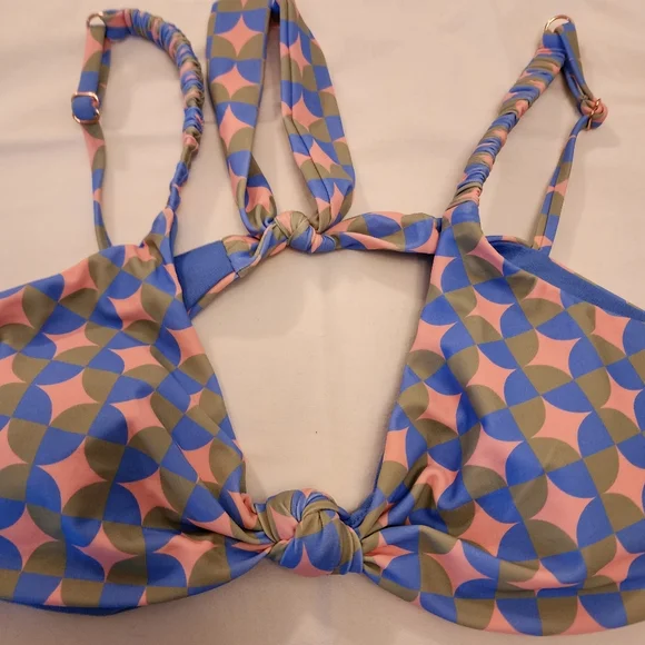 Raisins Colorful Geometric Bikini Set. Comes with Hygienic Liner. NWT - Picture 8 of 11
